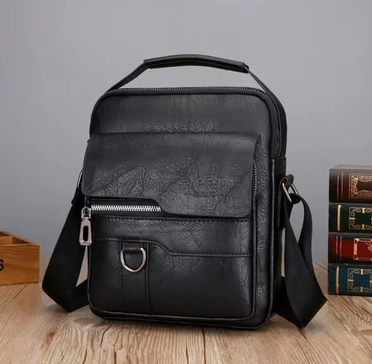 Leather purse - black